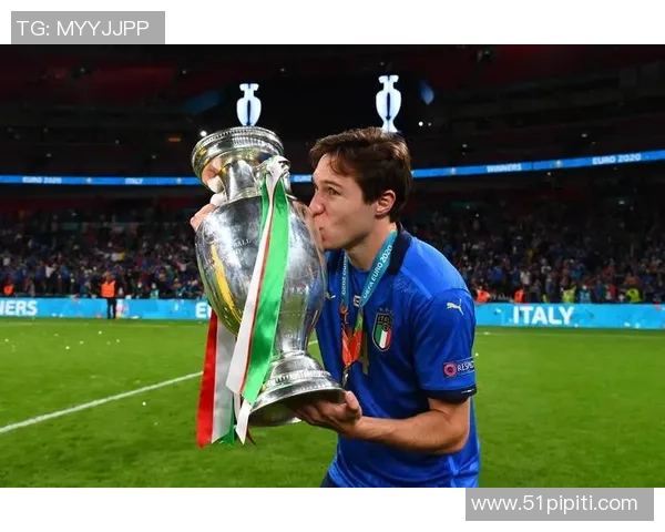 意甲足球明星推荐名单解析与球员表现深度分析